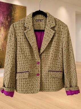 Dalia Woman Embellished Cropped Jacket | Size 14X | Boutique Statement Piece